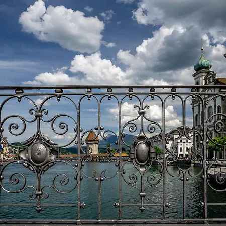 Hotel Central Luzern Готель