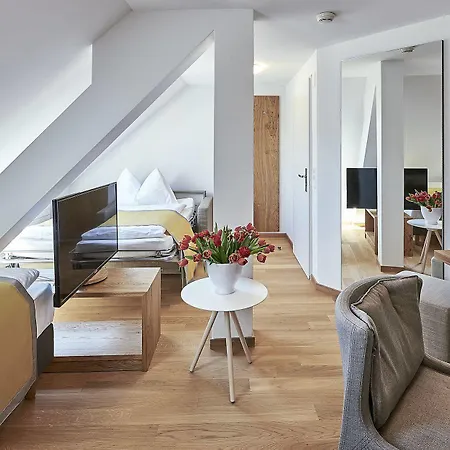 Готель Hotel Central Luzern Lucerne